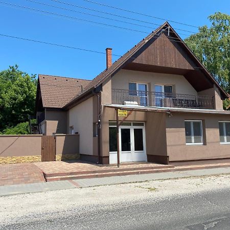 Fanni Vendégház Balatonboglár Exterior foto
